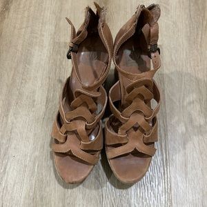 Dolce vita wedges size 7.5